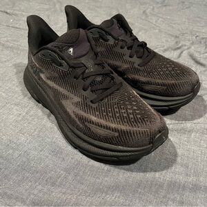 Hoka Clifton 9 Mens US 8 running shoes